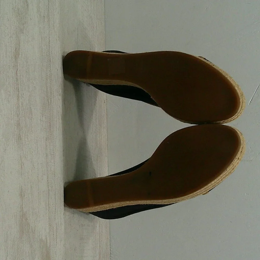 Tory Burch Old Money Black & Tan Majorca Peep Toe Wedge Espadrille Size 38 1/2